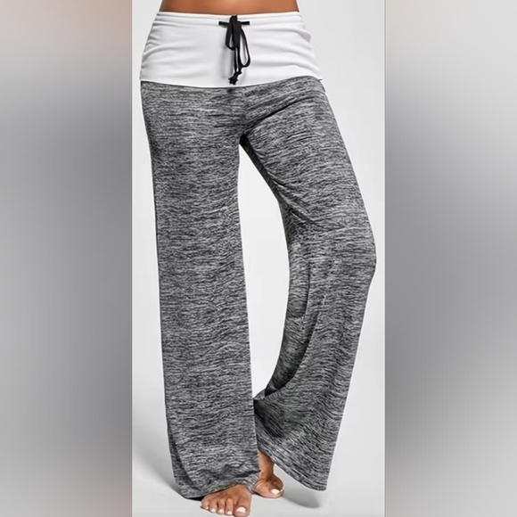 Bundle- Summer Casual Pants Medium - Picture 2 of 14